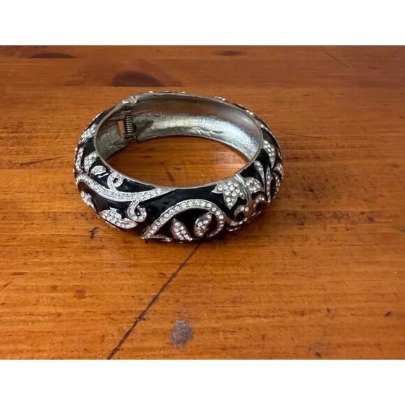 Silver Tone Black Enamel Hinged Bangle Bracelet Rhinestone Crystal Scroll Design - Picture 4 of 10